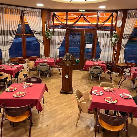 El Cambaral Del Puerto Apartment *